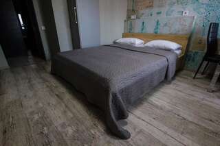 Апартаменты Solo Apartment Ahmatovoy Киев Номер "Комфорт" с балконом-8