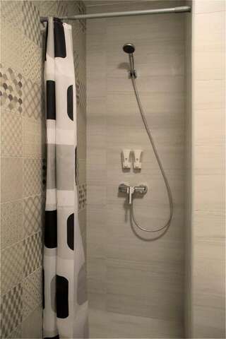 Апартаменты Solo Apartment Ahmatovoy Киев Улучшенный номер с диваном-29