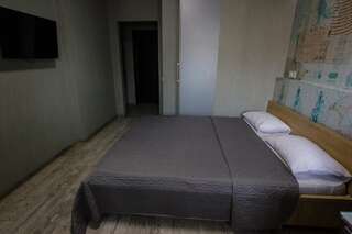 Апартаменты Solo Apartment Ahmatovoy Киев Номер "Комфорт" с балконом-7